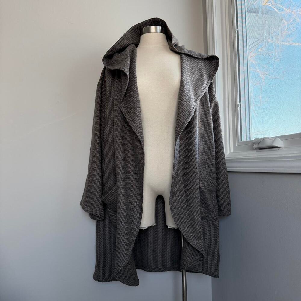 Vintage gray and blue plaid hooded cardigan with pockets